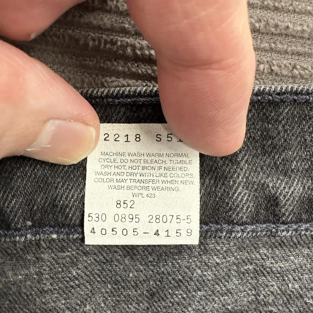 Levis please feel